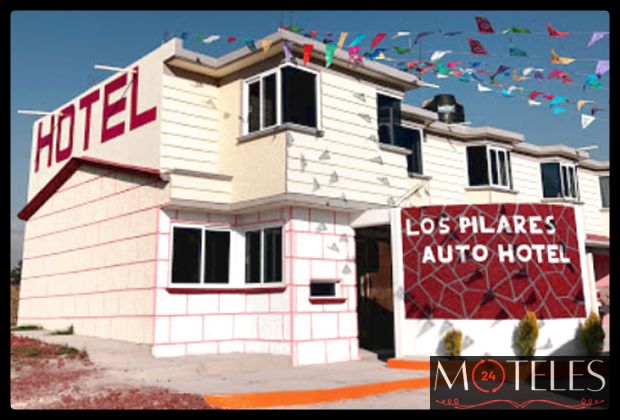 Autohotel Los Pilares en San Felipe del Progreso Estado de